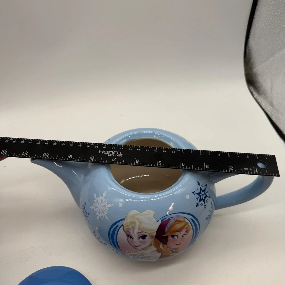 Disney Frozen Elsa Anna Ceramic Teapot Blue Snowflake Lid Movie Collectible